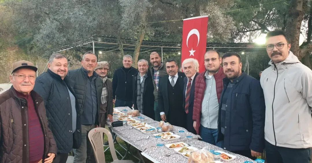 Aydinlilar Kadir Gecesinde Oruclarini Sehitlikte Acti 647886 2Bc5Ca8B22Cf459A0F5C729C969976Ff