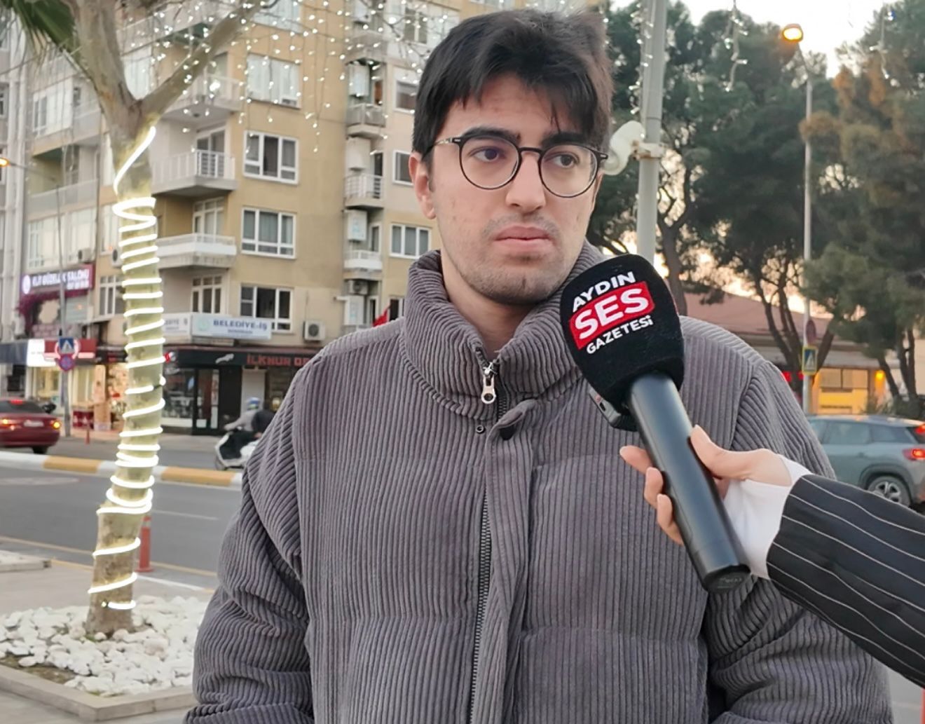 Aydinlilar Telefondan Kopamiyor 644863 Bfc5A771594E8A47293B5354C67B610F