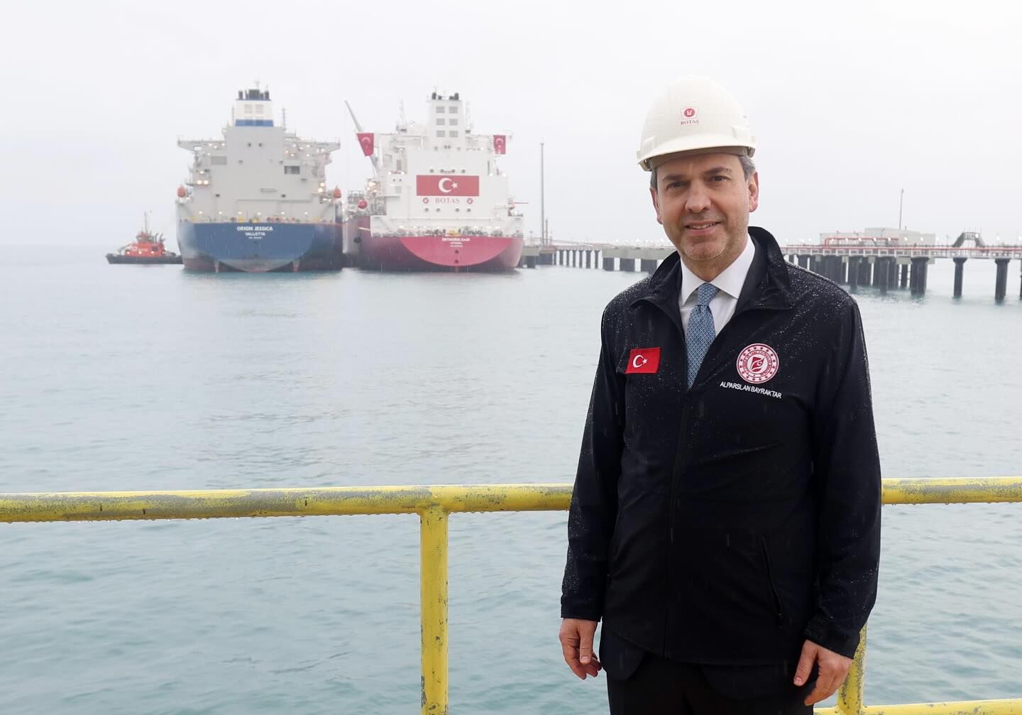 Bakan Bayraktar Aydina Geliyor 646062 Bad1B6Da7A018322283B7B83322E9268