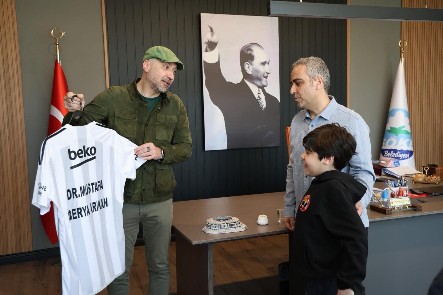 Baskan Arikandan Anlamli Destek Imzali Formayi Dmd Hastasi Merte Teslim Etti 644208 B4E0Fd816D0801C13F10923Cafadee77