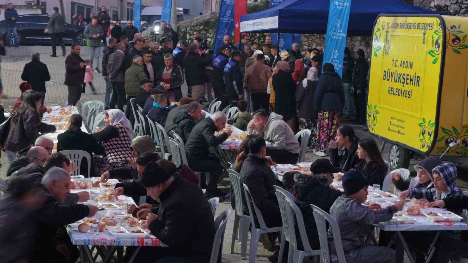 Baskan Cercioglu Koskte Vatandaslarla Iftar Sofrasinda Bir Araya Geldi 42Ebdbcbf8F484Cacbf80Ecdf59474Bc