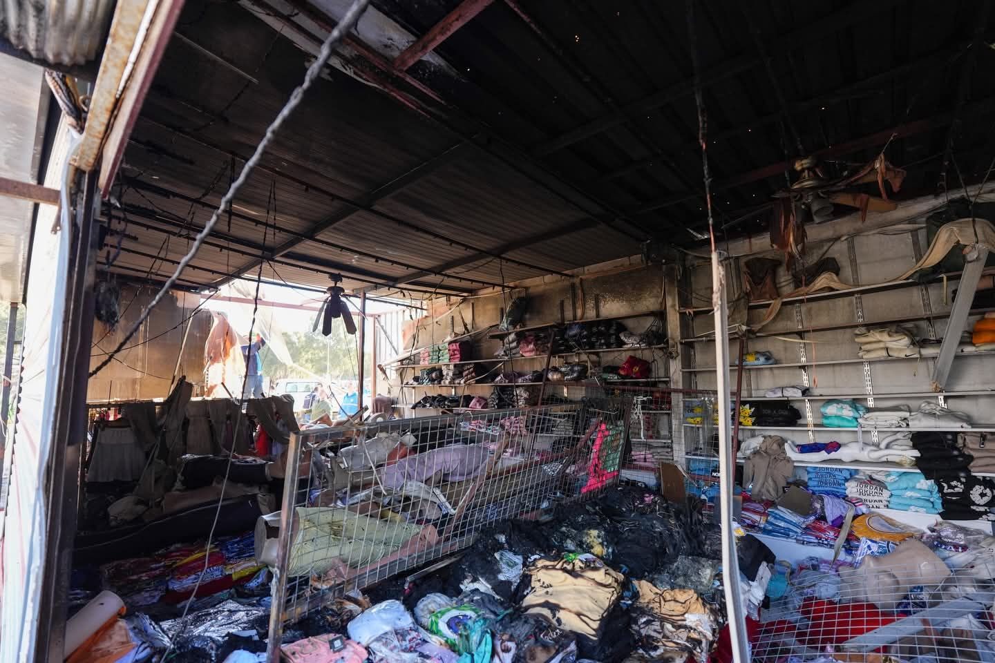 Baskan Gencaydan Yanginda Zarar Goren Esnafa Ziyareti 646289 308985C77B683F8B8129B332Ece5C262