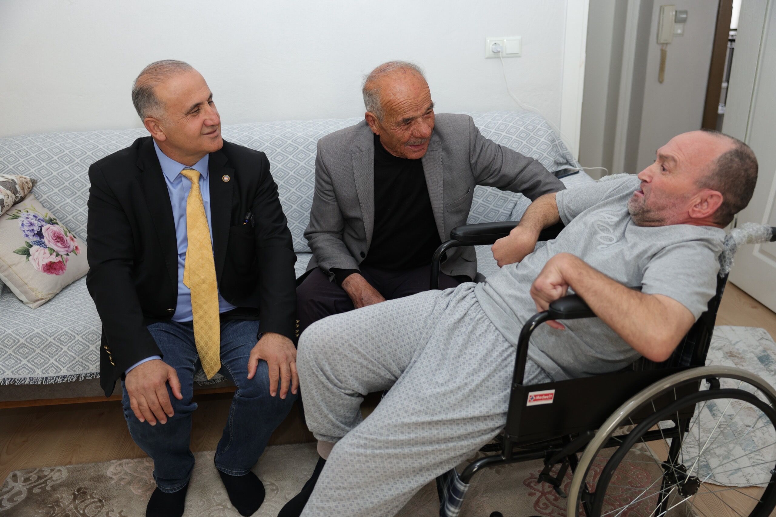 Baskan Kaya Engelli Iskenderin Istegini Yerine Getirdi 646949 C2272Dd50Ccbeeed0Be2E9F72Da58F90