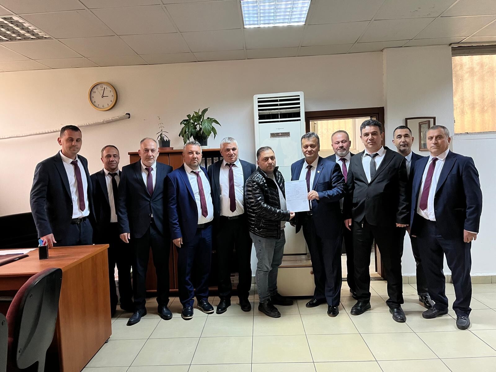 Baskan Ustas Mazbatasini Aldi 651476 A74C6F6Cea5B6D531F105Fcad945249B