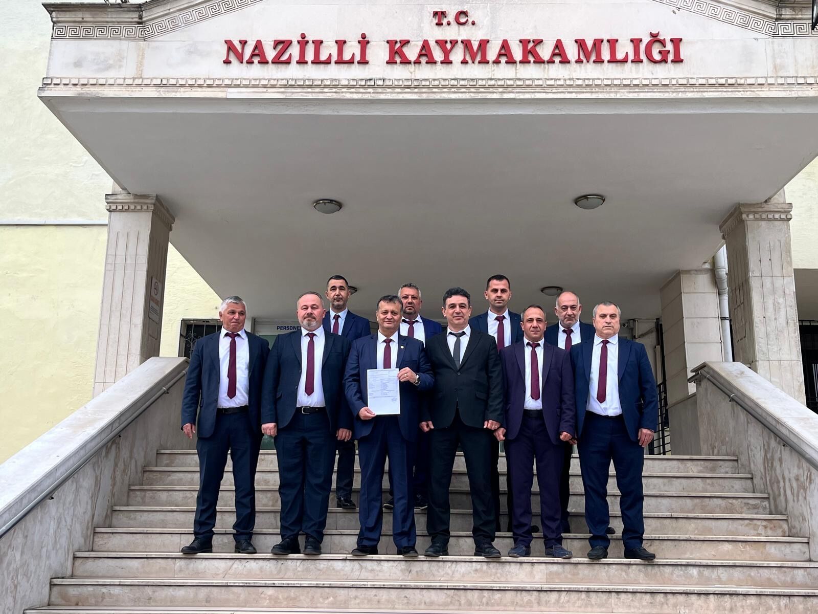 Baskan Ustas Mazbatasini Aldi 651476 E589Cad07015Ea6Bd4254D783C79Fda7