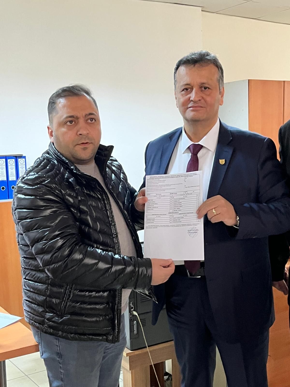 Baskan Ustas Mazbatasini Aldi 651476 F4Affe3E22086978Bf08A2Af711B3360