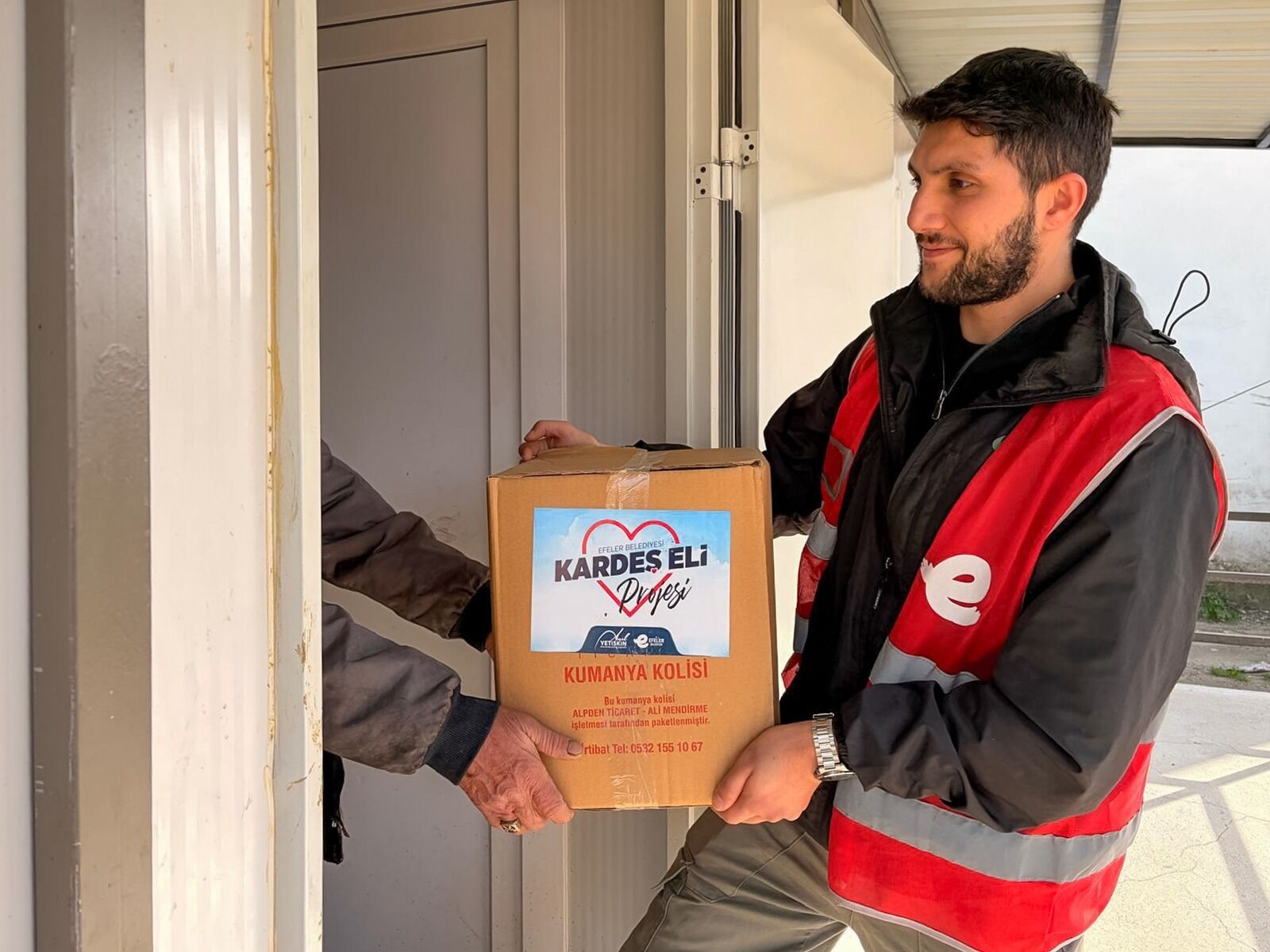 Baskan Yetiskinin Projesi Umut Oldu 2 Bin Adet Gida Kolisi Dagitildi 644823 5848A9D7Ee542973C4732058642F159B