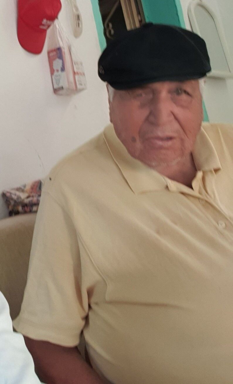 Batikoy Muhtari Babasini Kaybetti 650902 5F96E4296B22771Fa6Cbfa671956D959