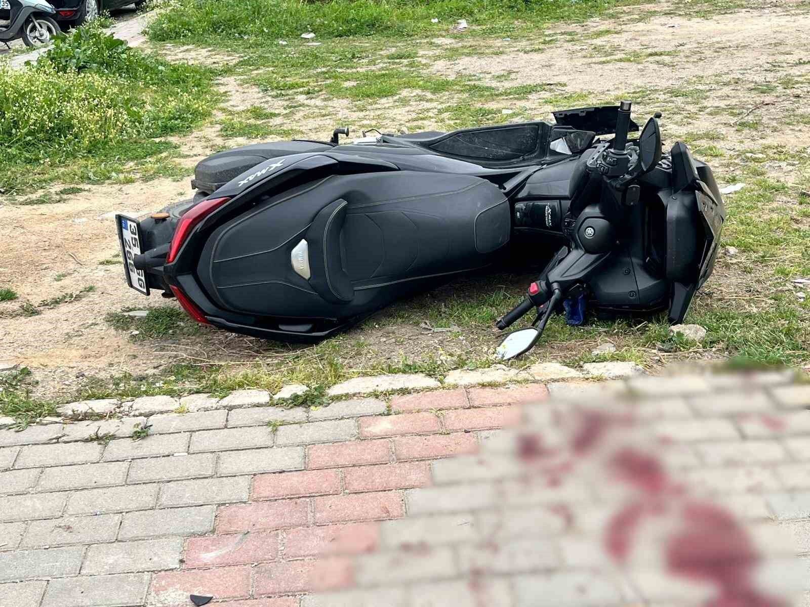 Bayramin Ilk Gunu Nazillide Kaza 1 Yarali 764Ad7614Eb375Ea3Fac6E3F22709D70