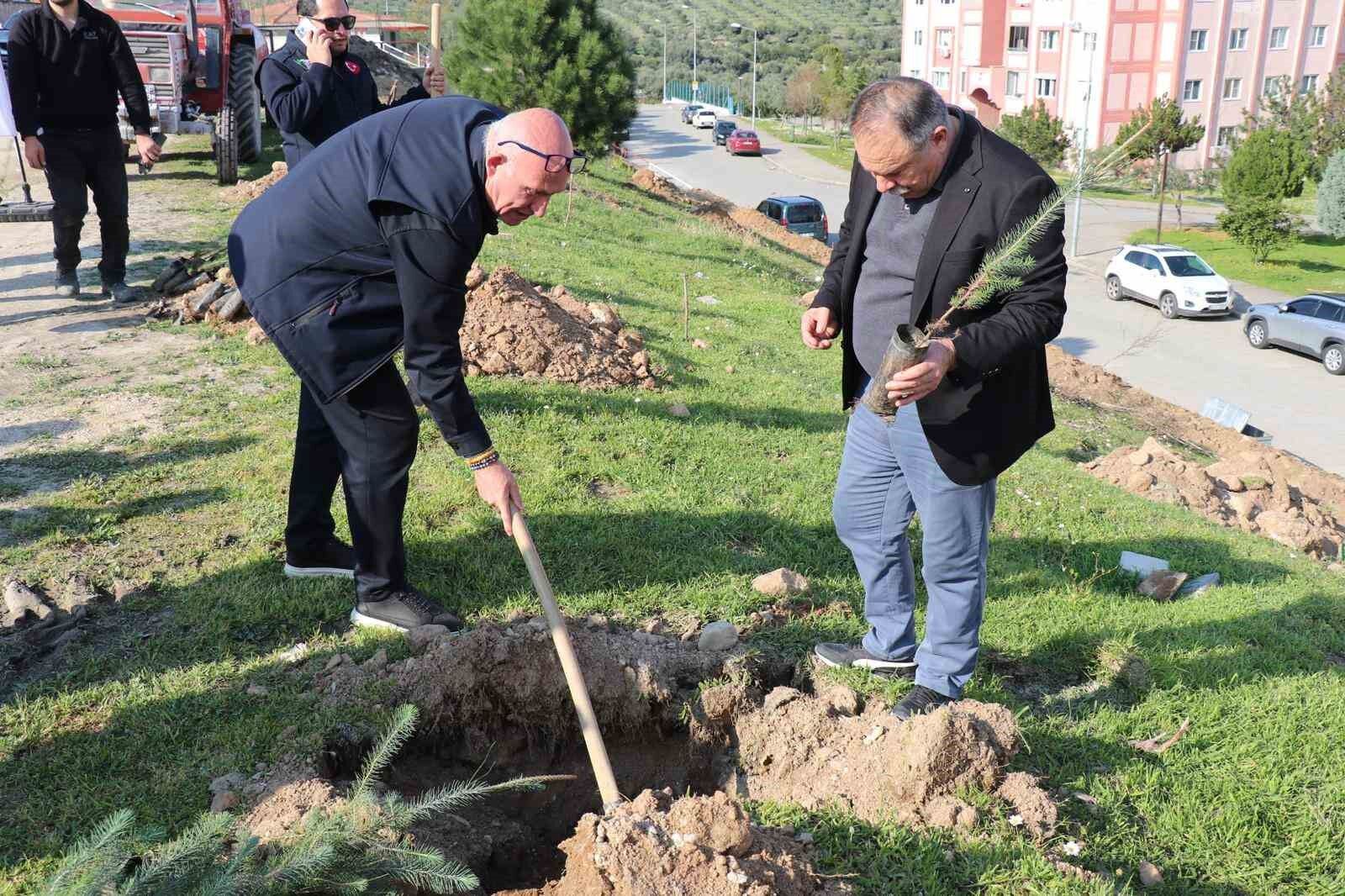 Bozdoganda Fidan Dikimi 400C0B99127300C0593C812B365Fda40