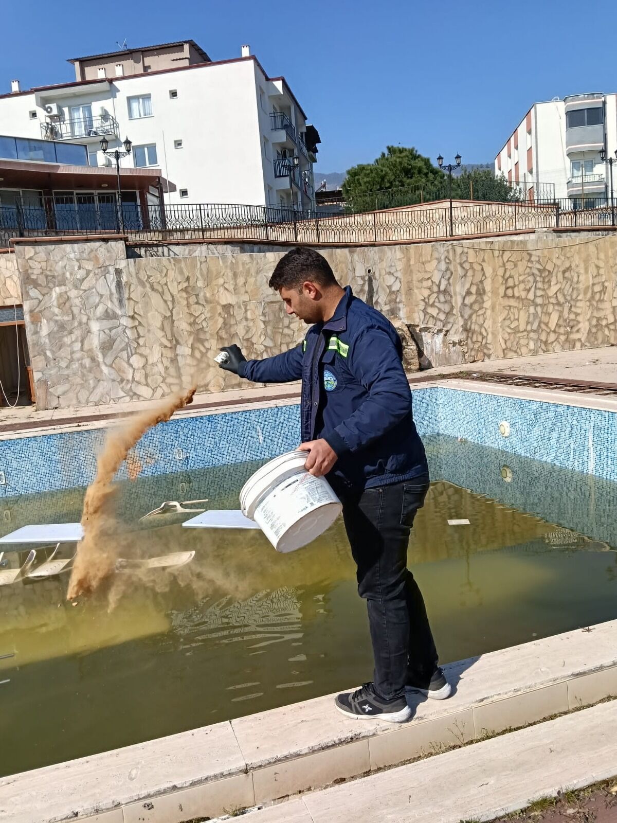 Bozdoganda Ilaclama Calismalarini Araliksiz Surduruluyor 647675 00A4A97D889Ceb18Ea621830179F187E