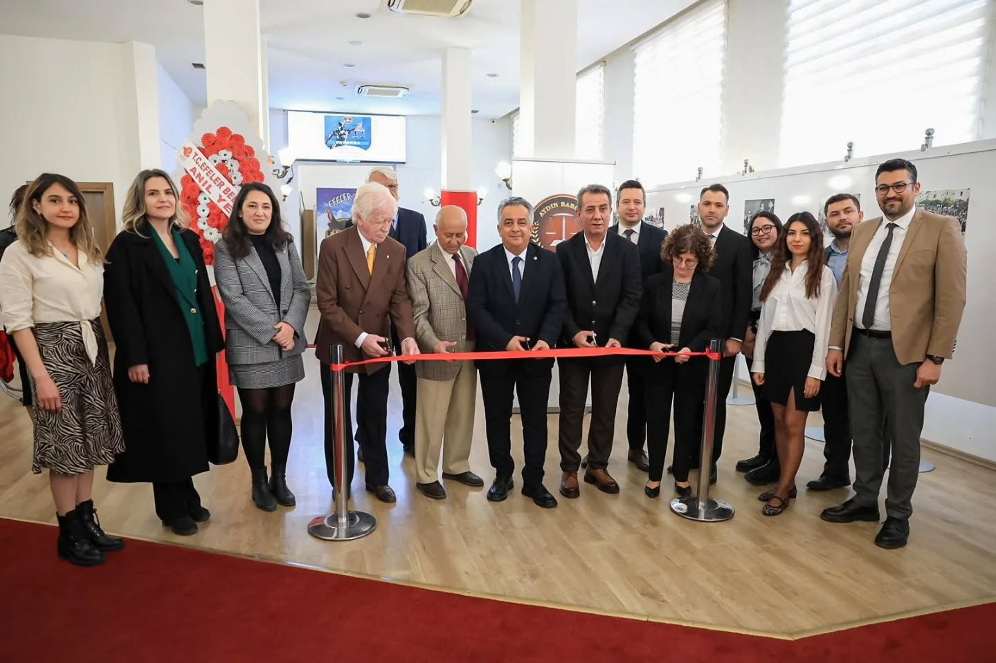 Bu Fotografta Bir Baskan Gizli 651147 C4Fc0Cdf964E6D763A6172730E82C958