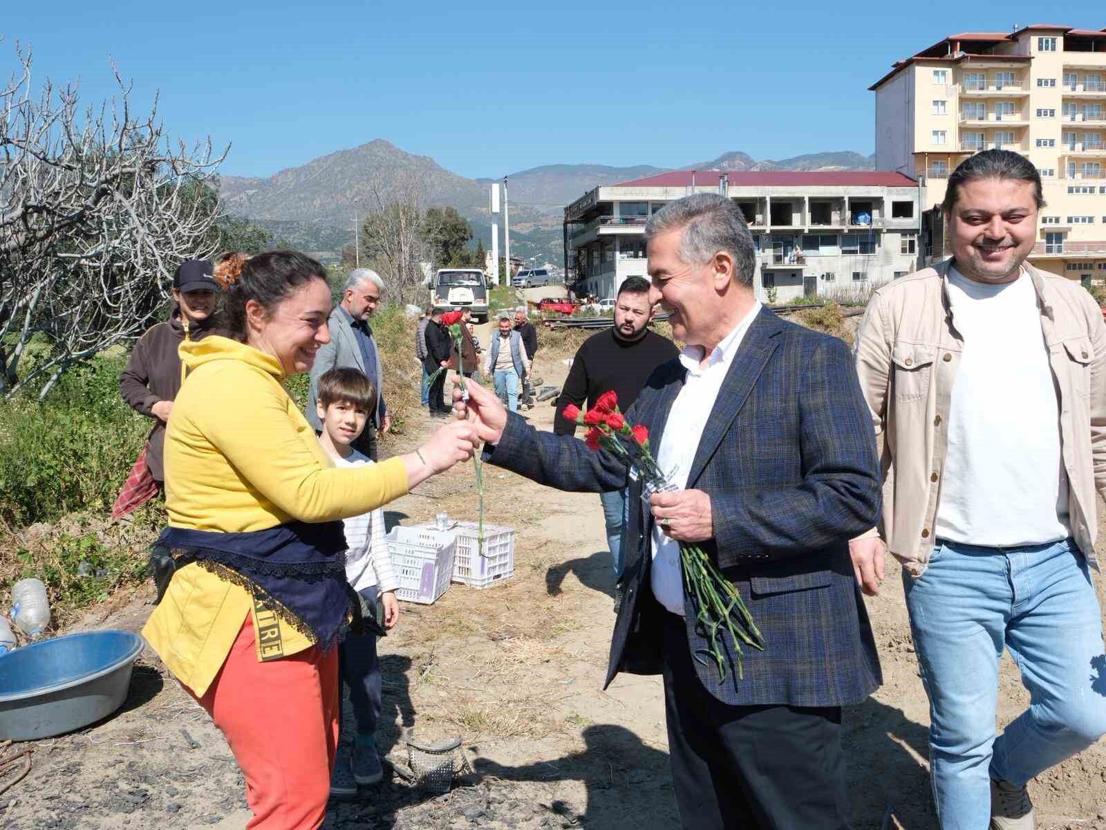 Buharkentte 8 Martta Kadinlar Unutulmadi C096C5D89E3D1Ec07C74321A55930A98