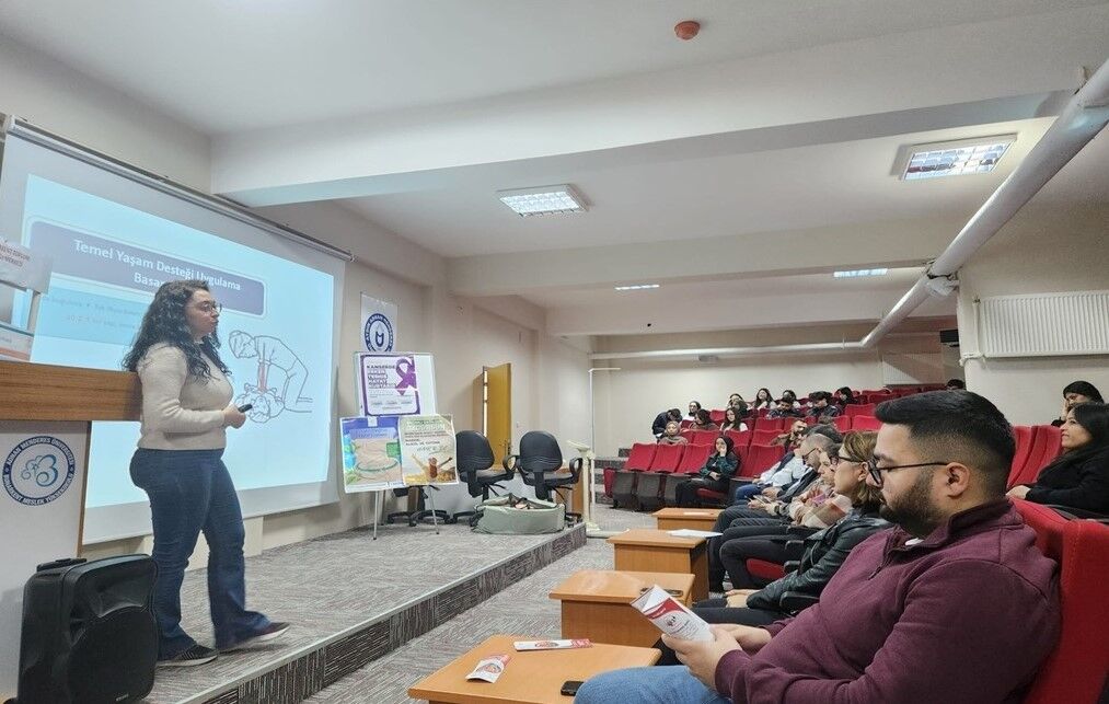 Buharkentte Ilk Yardim Ve Saglikli Yasam Egitimleri Verildi 4F56Df279Ddbb4704A8C0Be932152772
