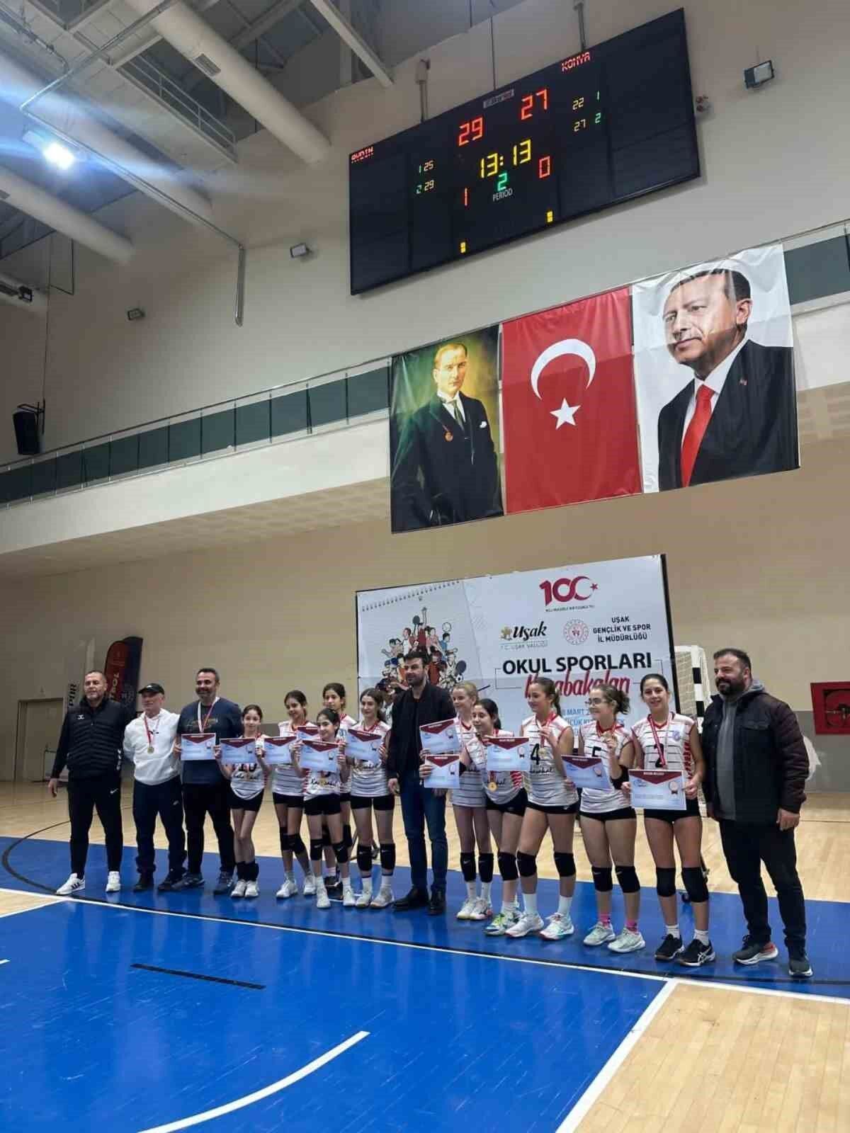 Butun Rakiplerini Eleyip Turkiye Finallerine Yukseldiler A52C49E9Ed3B9D33129Be5580F480Ed2