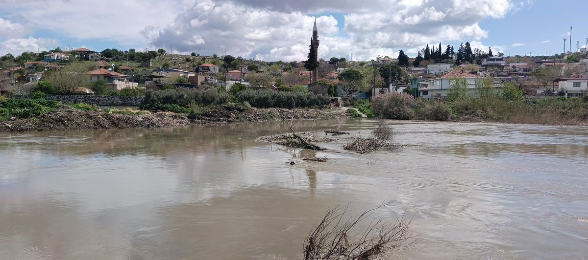 Buyuk Menderes Yukseldi Tarihi Taskopru Sular Altinda Kayboldu 1A1935757653A1A61B522579B5B62F44