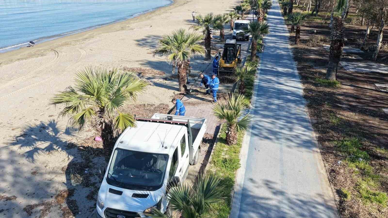 Buyuksehir Ekipleri Sevgi Yolunu Temizledi 60B53B423B257953Ec20F64Cdcf6481B