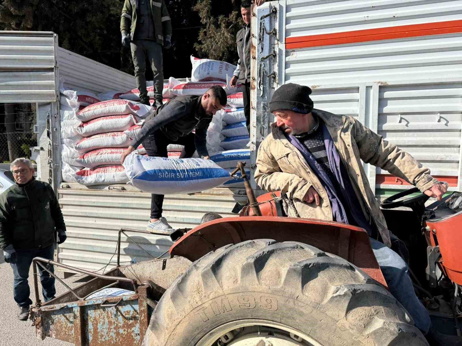 Buyuksehirin Yem Destegi Sultanhisarda Ureticilerle Bulustu 20D76Ac8D29Dba13B8Db7B3Beb0Cc175