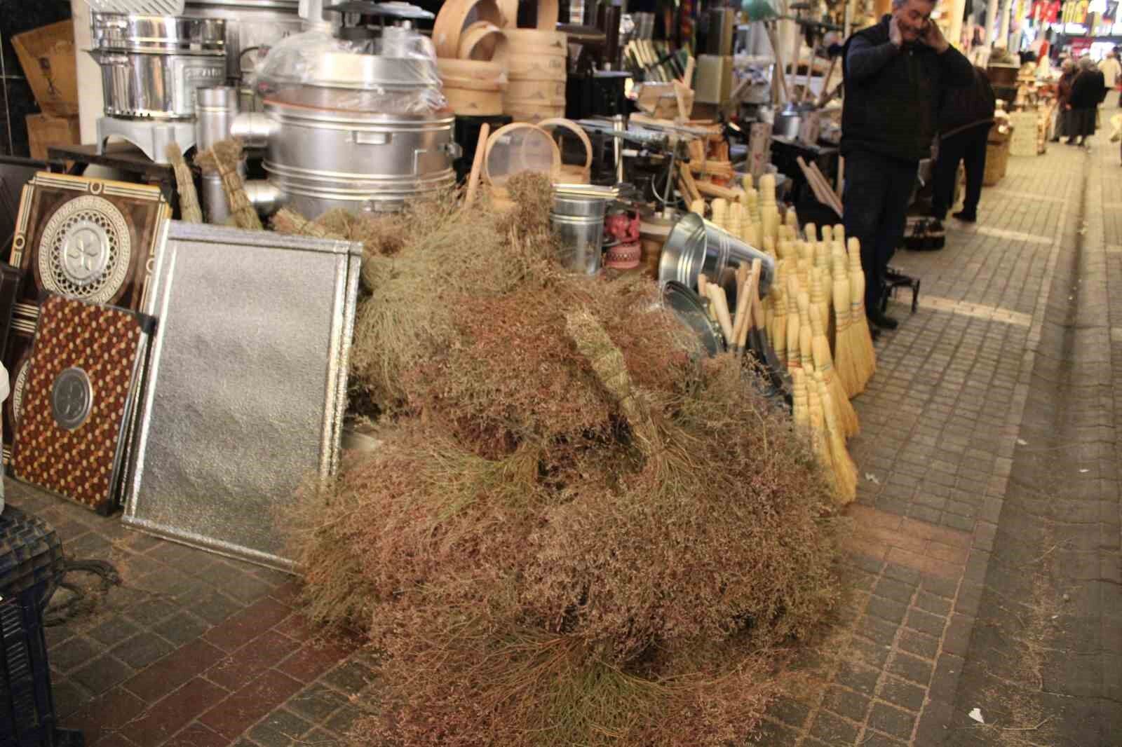 Cali Supurgesi Teknolojiye Direniyor 66827E6372Def002F152Ceb8F7882381