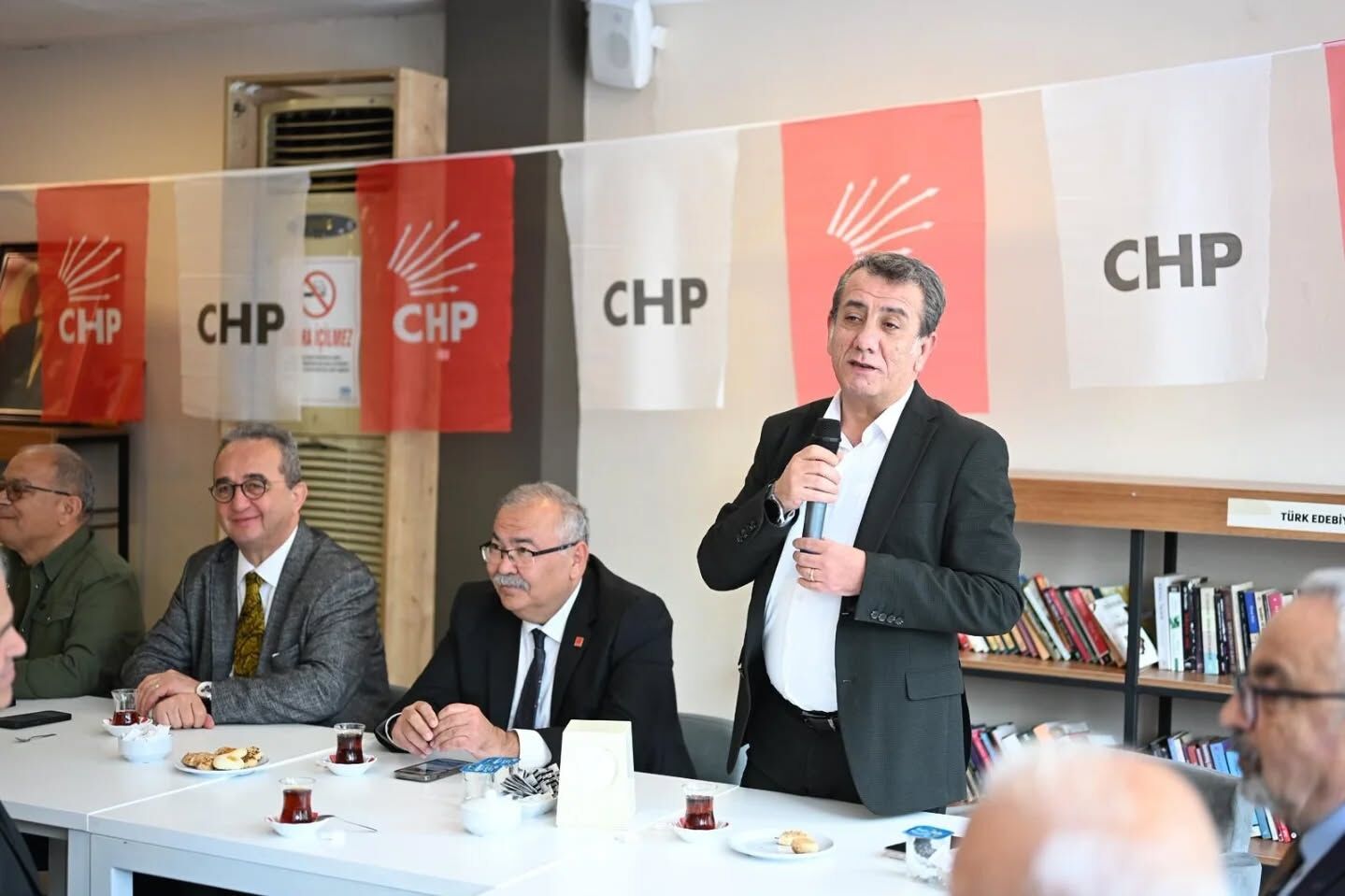 Chp Aydin Bayramlasti 648912 62D527306360242D7Baad1A20C164740