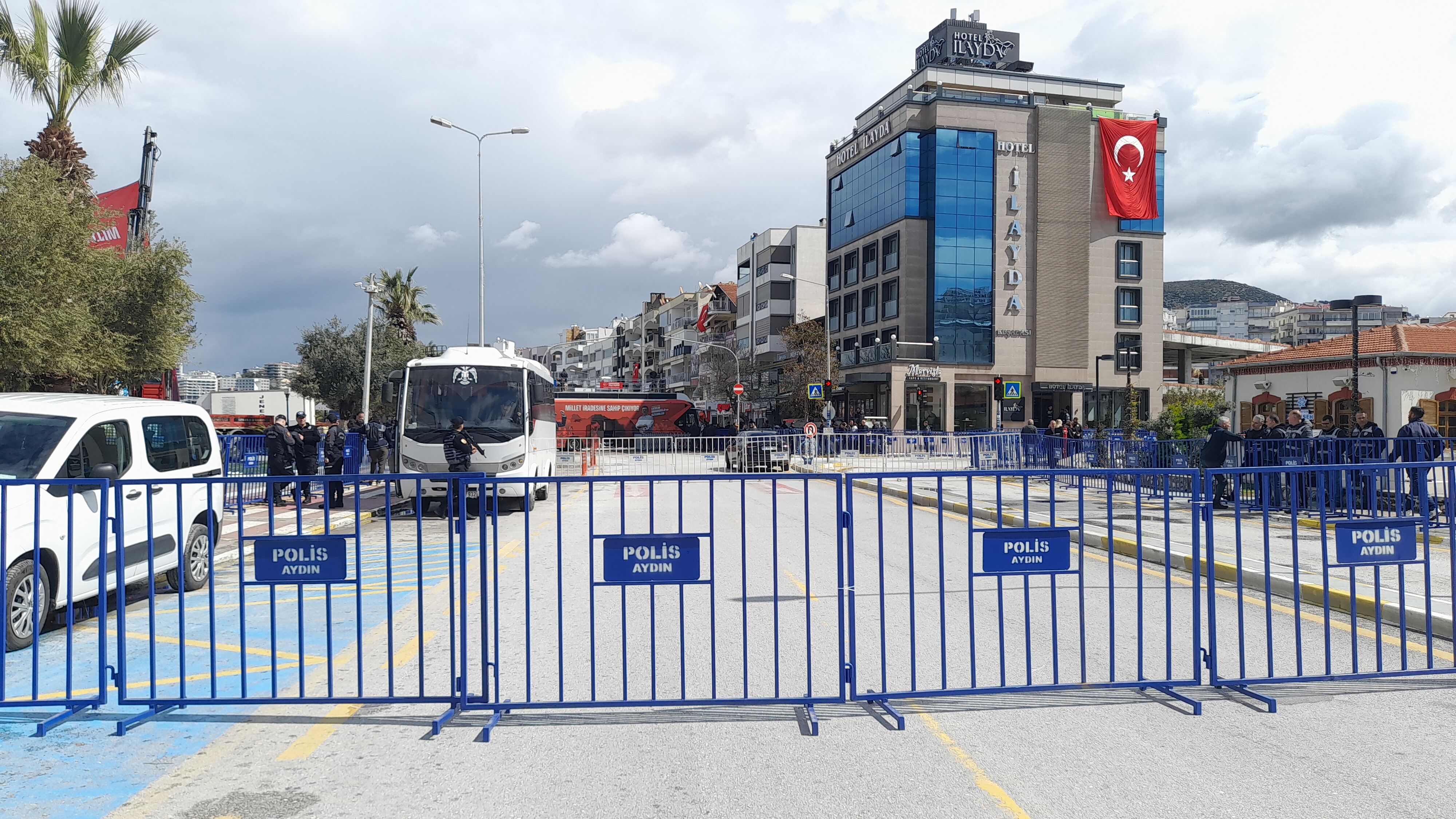 Chp Genel Bakani Ozel Kusadasinda 650757 25292E8261E2C3A1A7E2B2673654Eab9