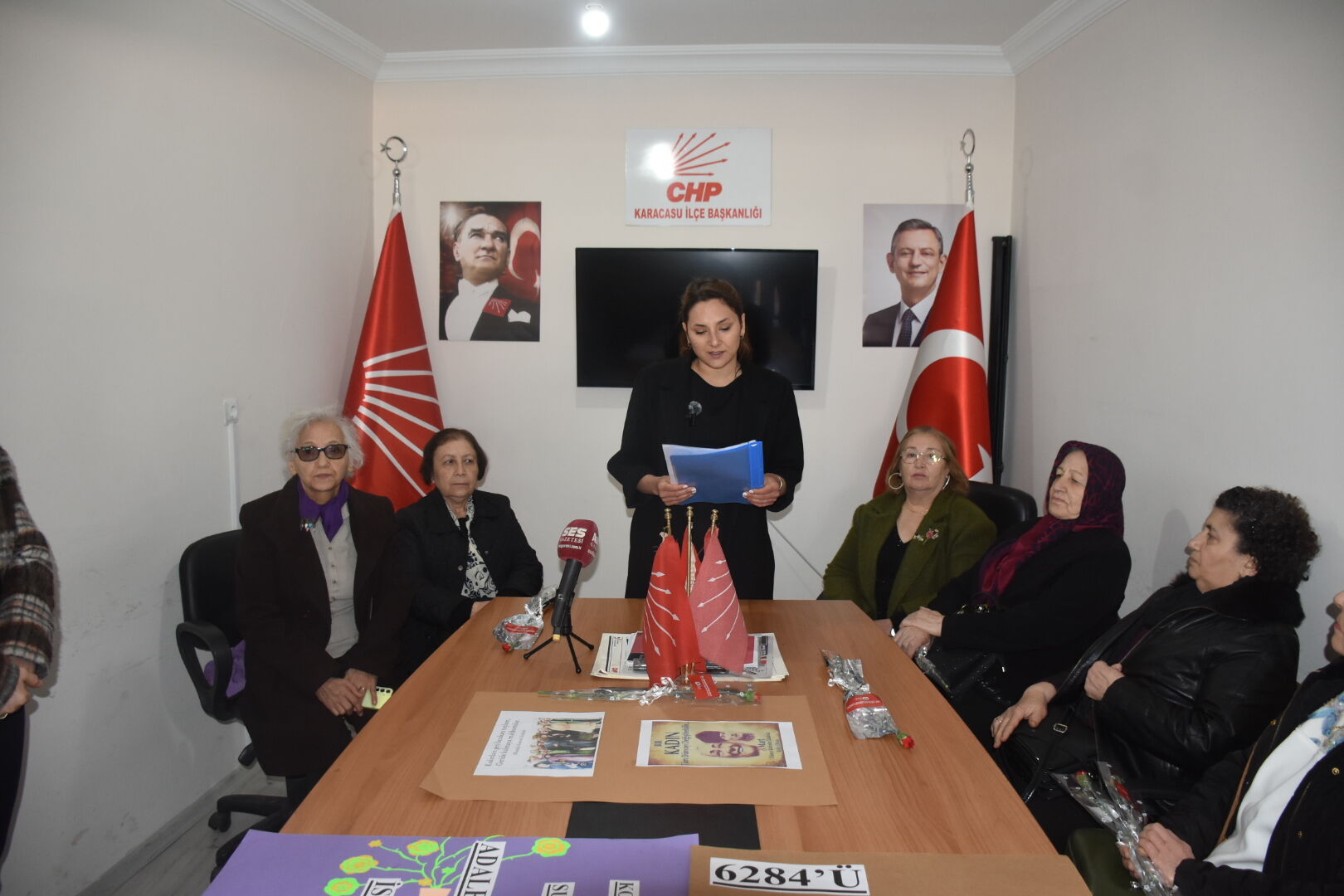 Chp Karacasu Kadin Kollarindan 8 Mart Aciklamasi Yasasin Kadin Dayanismasi 645315 1D69B8Cc178C1Aec5Abb73F9Bc734578