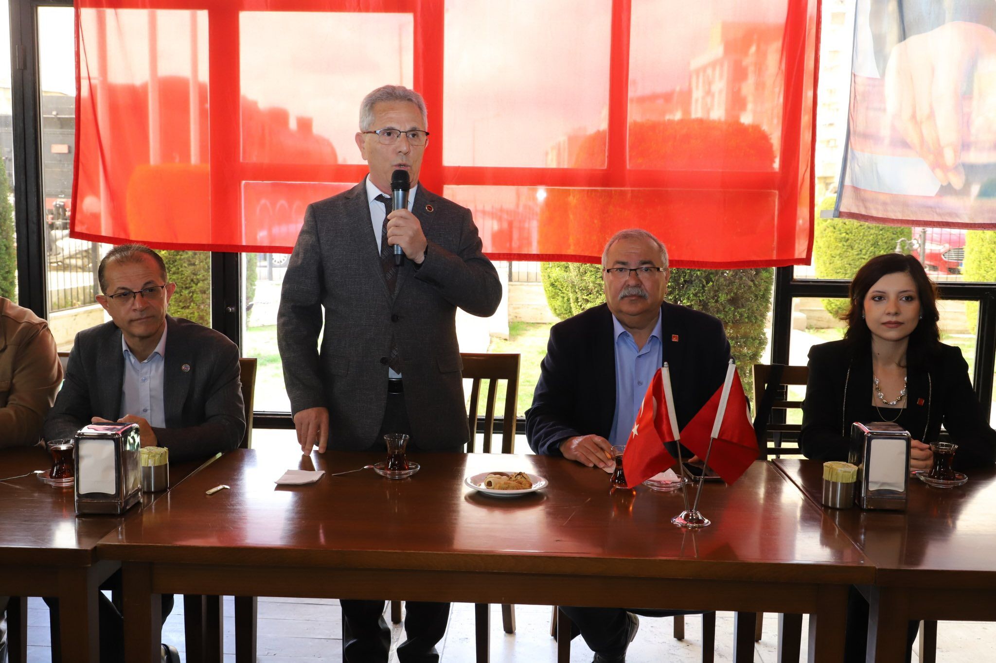 Chp Nazillide Bayramlasti Kardeslik Ve Dayanisma Vurgusu Yapildi 649011 3Fb9B1846A898E00B1Ecd98139E29F5F