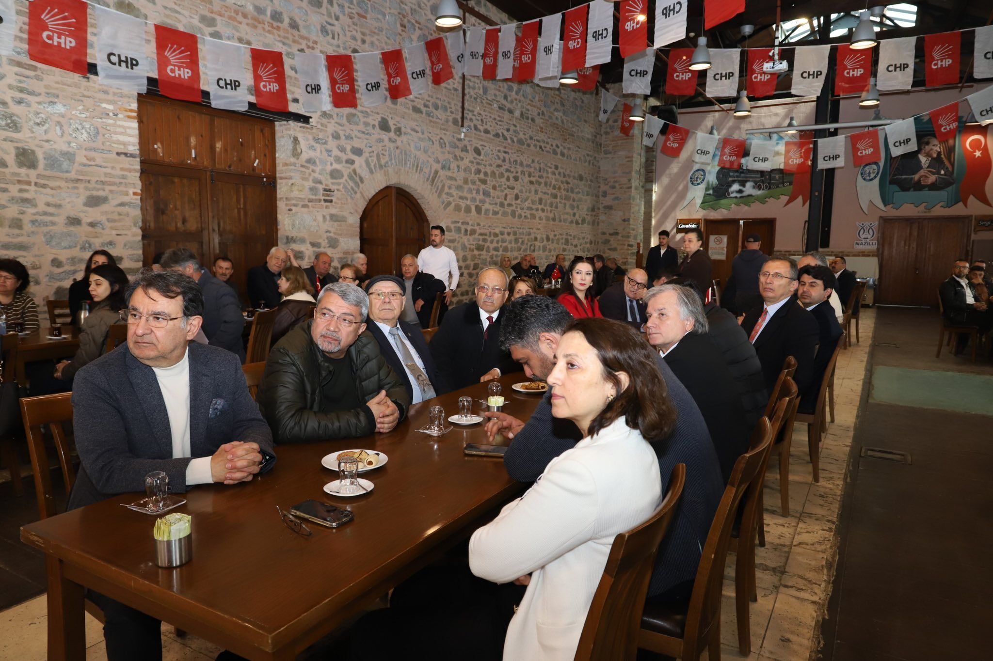 Chp Nazillide Bayramlasti Kardeslik Ve Dayanisma Vurgusu Yapildi 649011 Fa5D6023B08606D88A1E1Af093734F9D