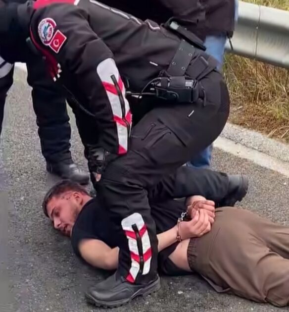 Cifte Cinayette Sok Detay Eski Baskanin Olum Nedeni Beyin Kanamasi 650459 Cff7Aef71E79Dbc79F56E8A742244B13