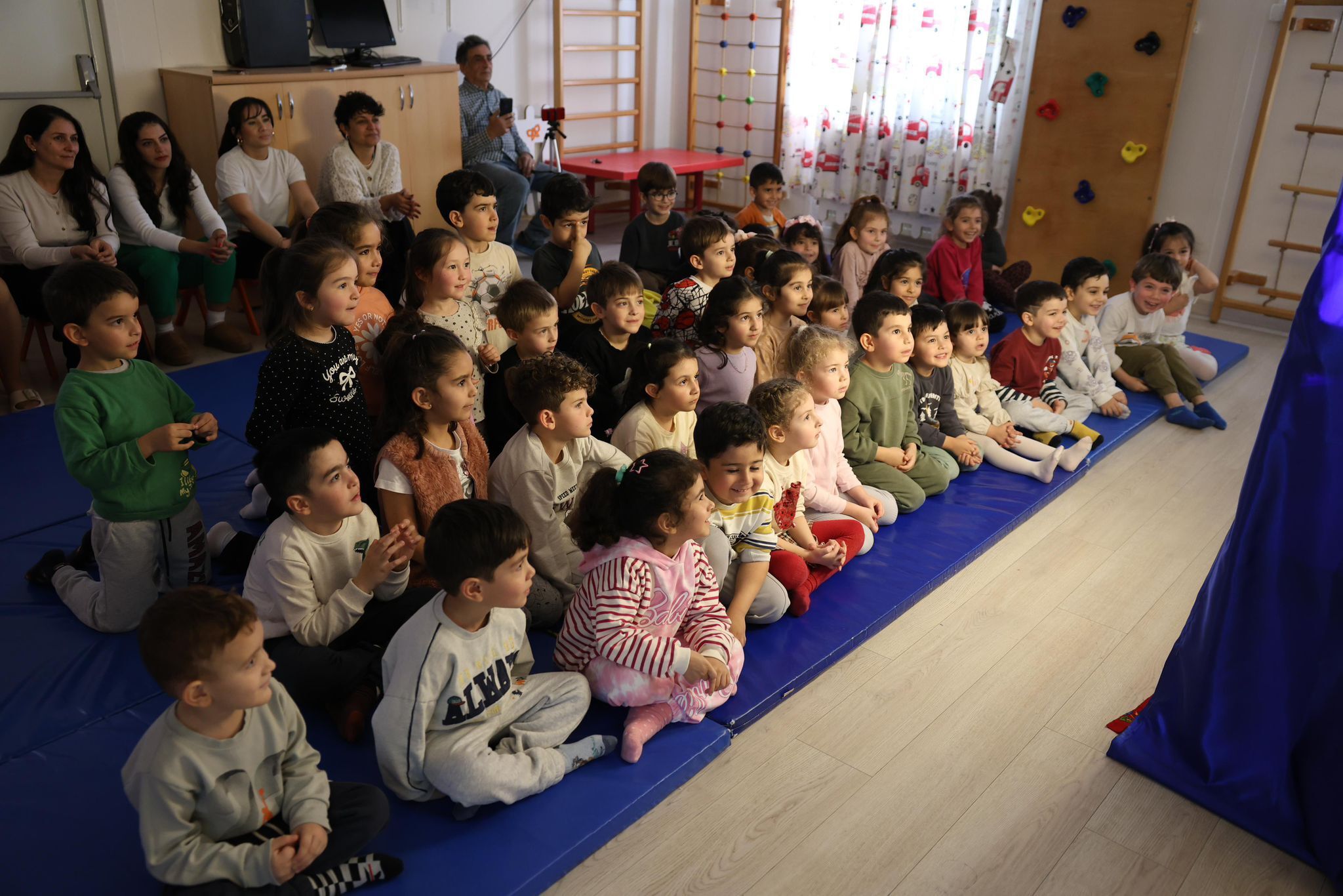 Didim Belediyesi Minikleri Hacivat Ve Karagoz Ile Eglendi 647744 2De572Fbb9B102F3B391B560Fc54F353