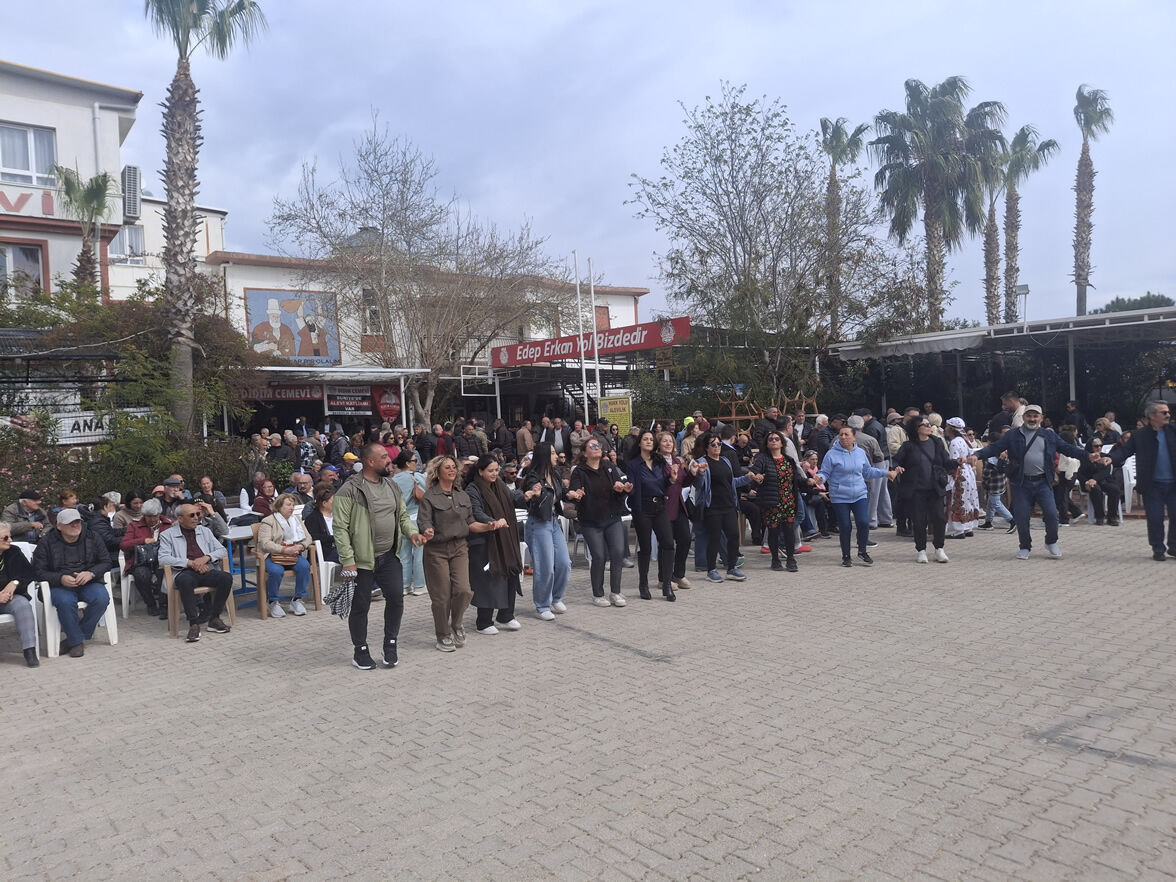 Didim Cem Evi Nevruz Bayramini Kutladi 648908 06111B617491390B61Fad589388Adaed