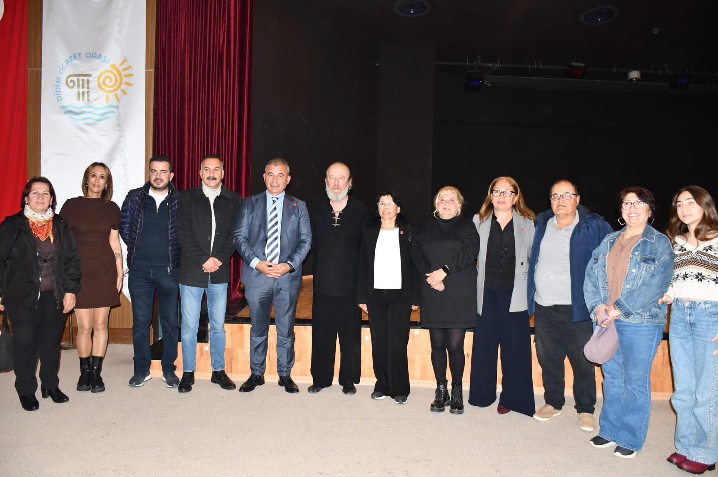 Didim Chpden Kuvayi Milliye Destani Tiyatro Gosterimi 650729 7C728Ce95A7B49F7985Ccc53777A9F2C