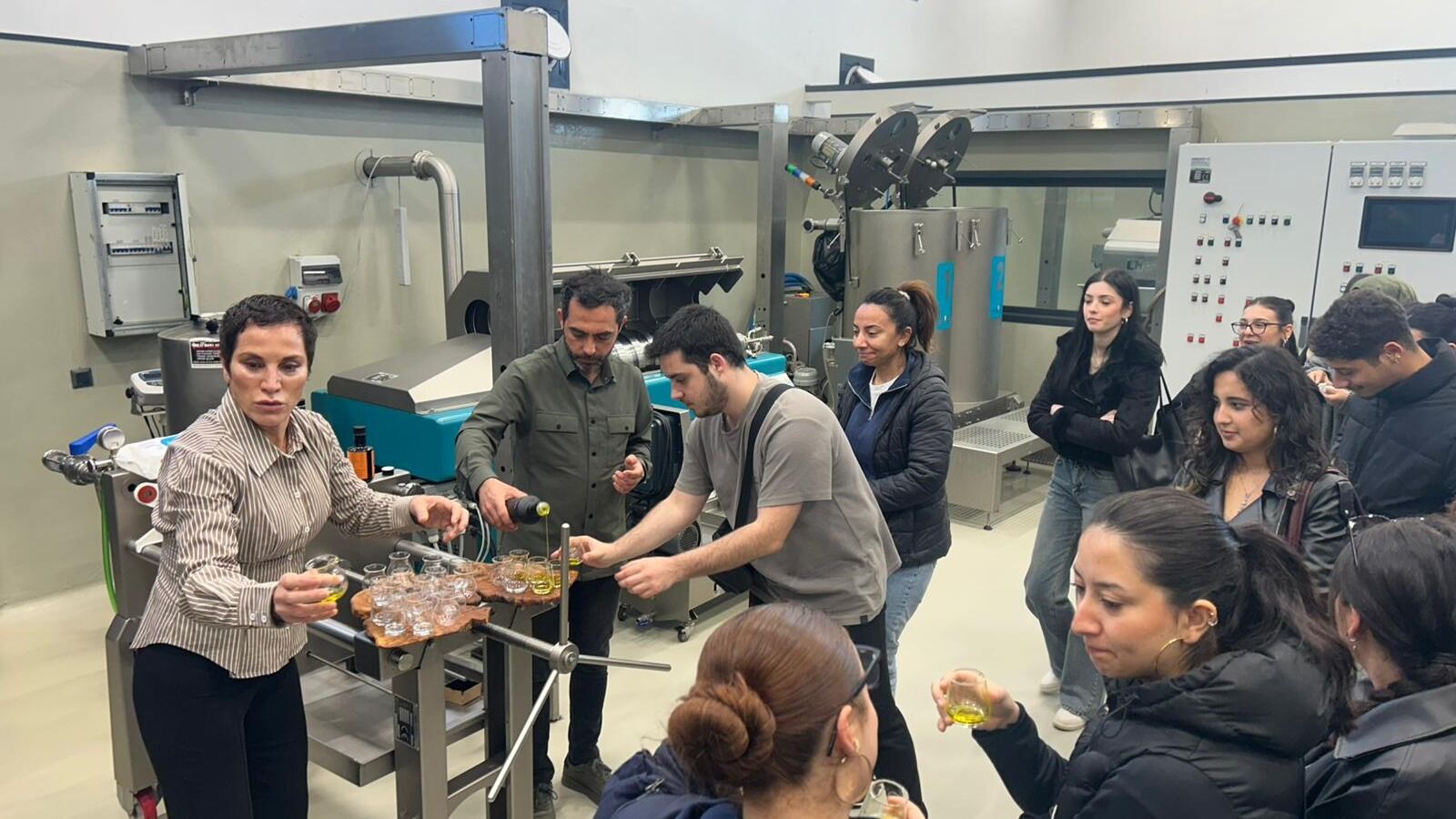 Didim Myodan Zeytinyagi Fabrikasina Teknik Gezi 644143 F605B70A45Ab1518F439Ca8B0C8Ff97D