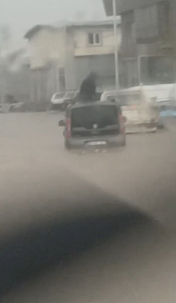 Didimde Saganak Yagis Felc Etti Evleri Su Basti Araclar Yolda Kaldi 650518 Ad6D4Dc24B1Dc75A218Daef9019D787B