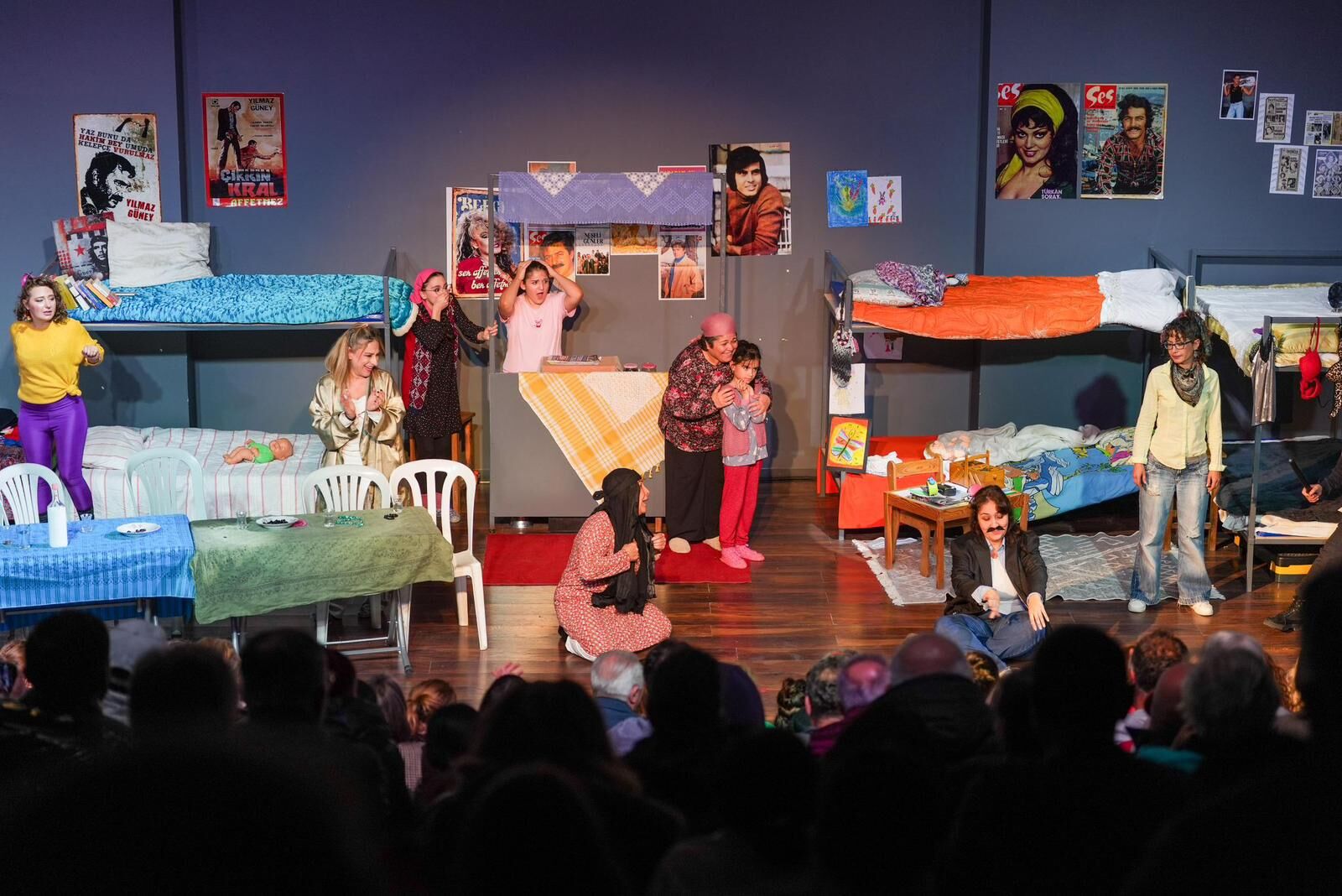 Didimde Umut Ve Yasamin Degeri Sahneye Tasindi 645253 F31082712622Be9640E7C747A4Be2Dd5