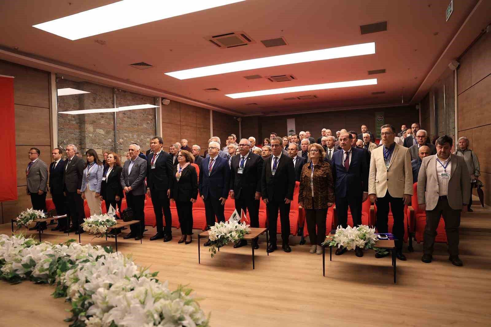 Efelerde Buyuk Menderesin Gelecegi Masaya Yatirildi 203Cbe430Edbb360A2A5B6F58C4F02B6