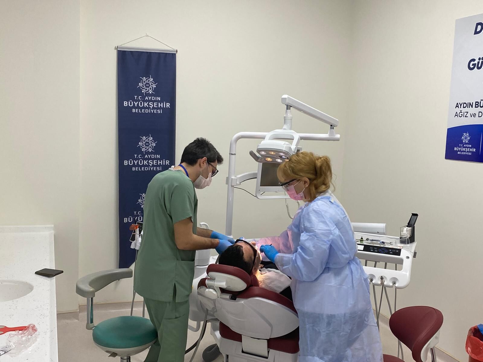 Efelere Mujde Aydin Buyuksehirin Dis Poliklinigi Hizmete Basladi 644119 3503B6F1F89D6282F47607F2500562Db