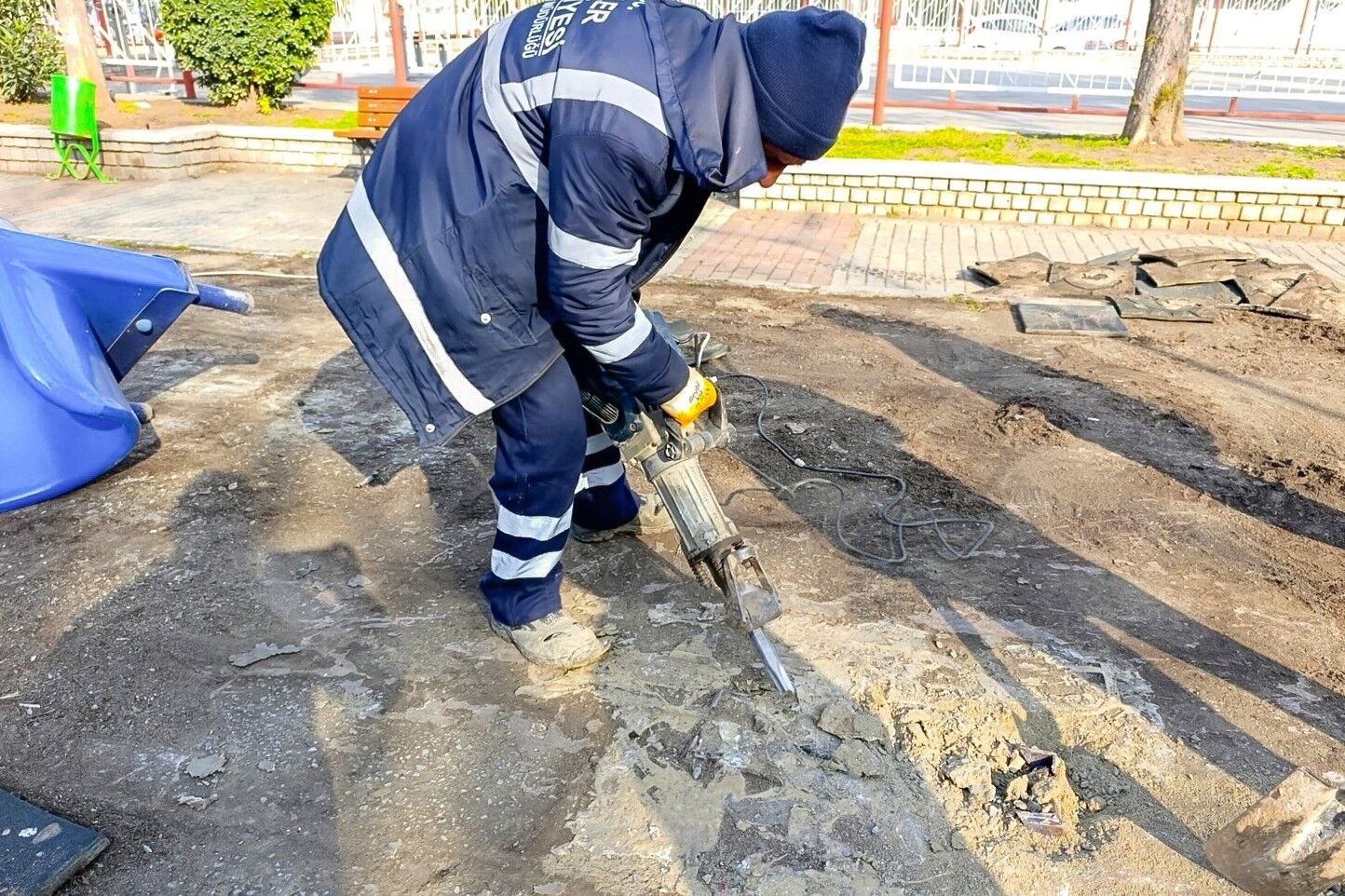 Efelerin Parklari Yenileniyor Bdbb8381B53881Bfd7B73Cdade99008B