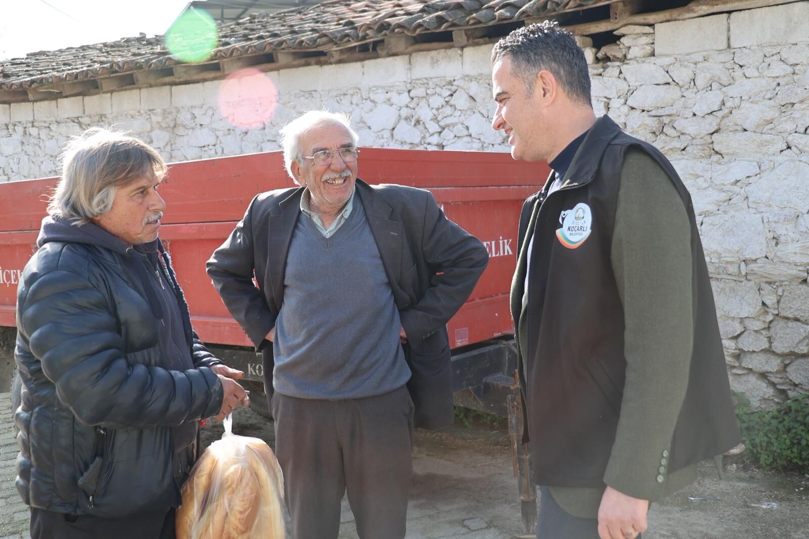 Ekmek Dagitimina Cikti Vatandaslarla Bulustu Baskan Arici Vatandasimizin Ayagina Hizmet Goturuyoruz 644756 6688E6Edb9Af36912E2Cff2B34D4038B