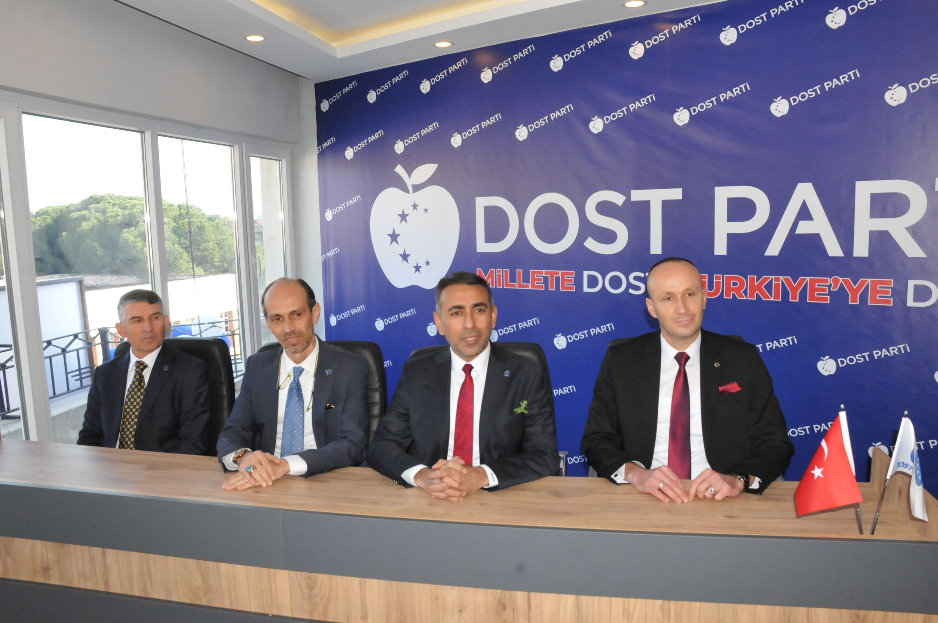 Esin Aydinda Parti Binasini Torenle Acti 643381 67816A0Ae77F61D7B51E68963D7Ed6Aa