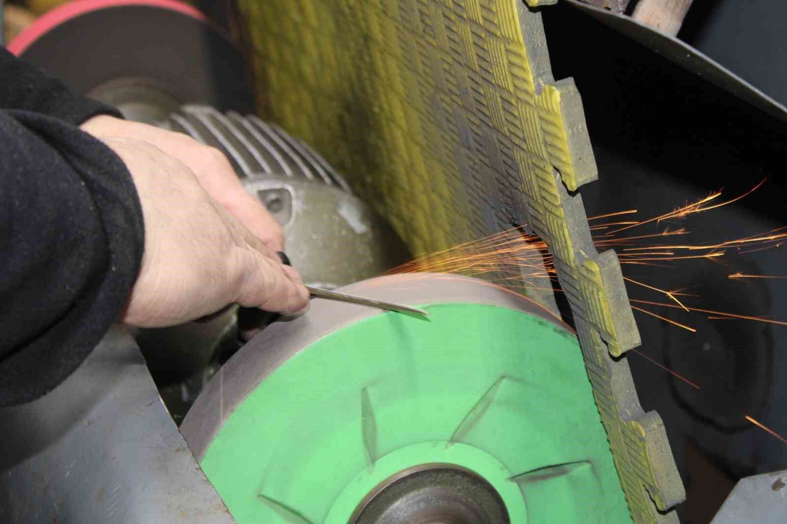 Fileto Bicaklari Elinde Yeniden Sekilleniyor 7B580D247Cec3332Ad87D584Bfbddca9