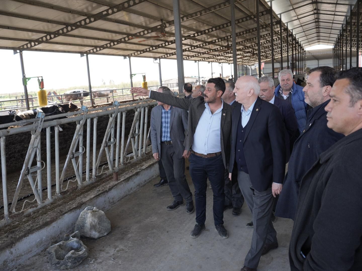 Germencikte Dogan Buzagiya Bayraktardan Ramazan Ismi 645402 7Fd8303A5Ef590Be65Fc9Aedfc8322C1