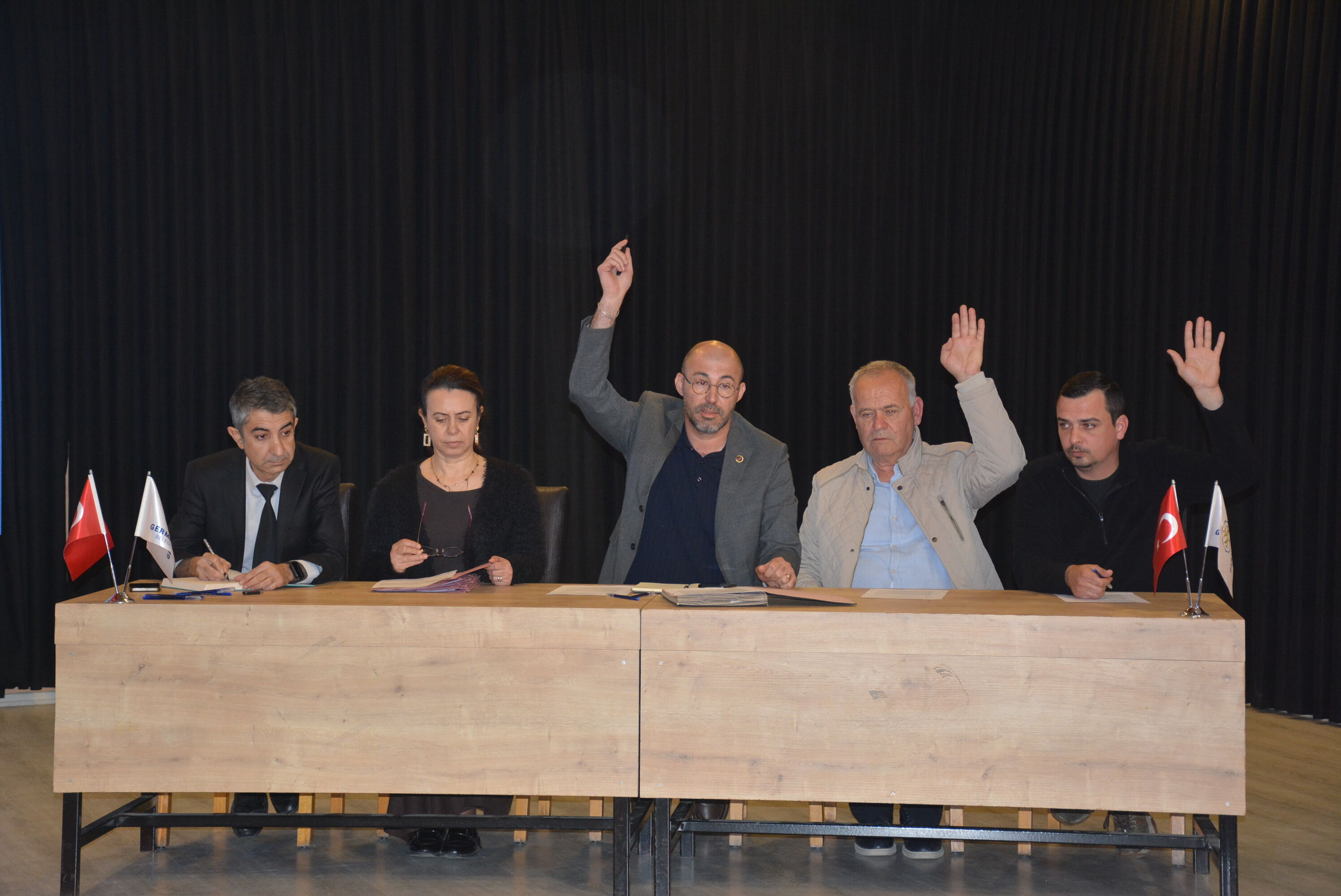 Germencikte Itirazlar Reddedildi 643988 Da9Ff23080F7Cf167E40Aae2989132Fb