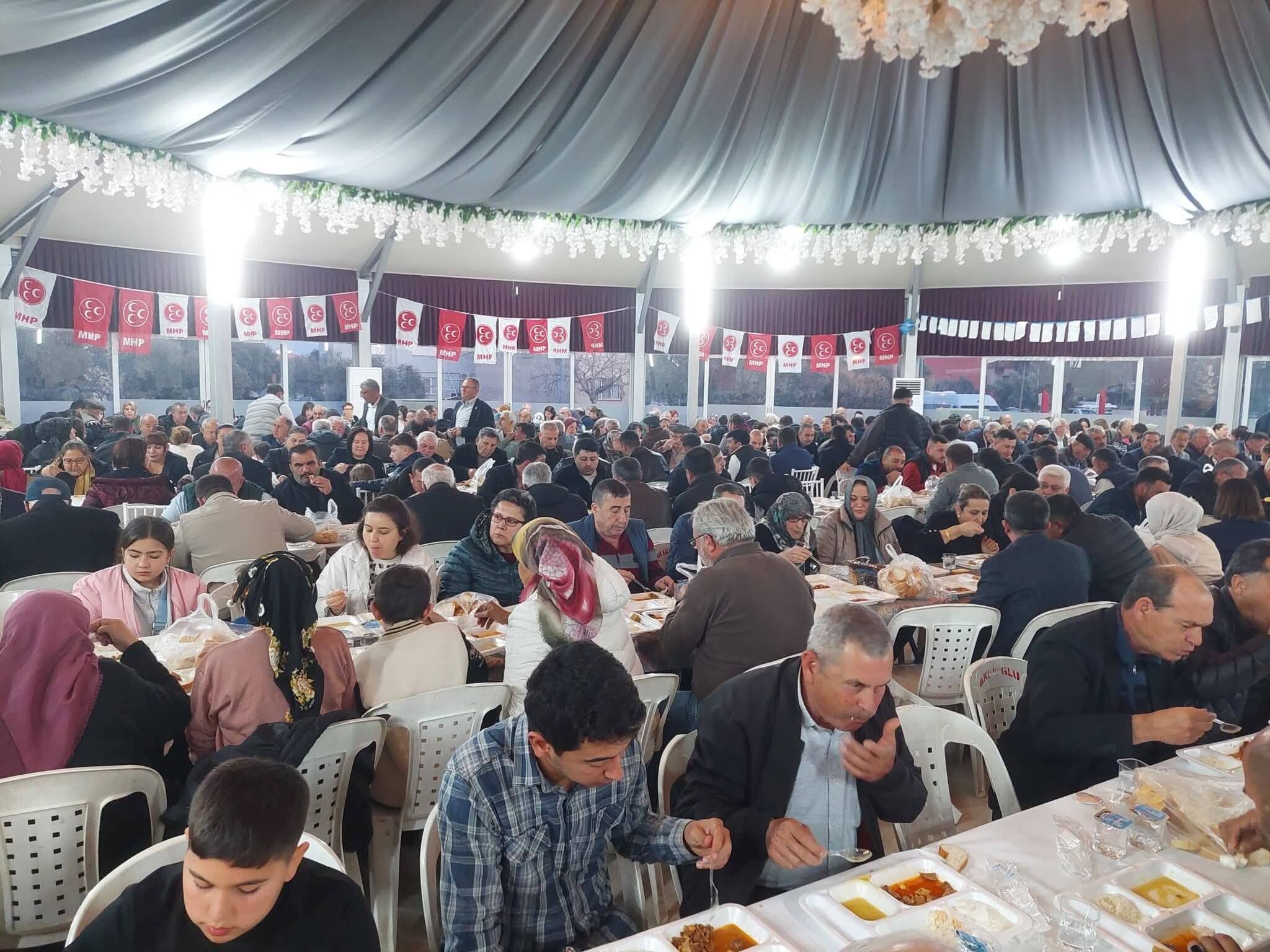 Germencikte Mhp Ve Ulku Ocaklarindan Ortak Iftar 645265 6D3F2D7038Ce8D77F4705B386A8B432E