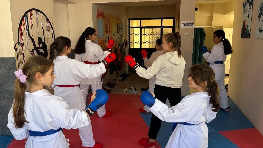 Germencikte Spor Kurslari Cocuklara Enerji Katiyor 7Af49A41087Cfbeb3A9Dbe1E6878A22B