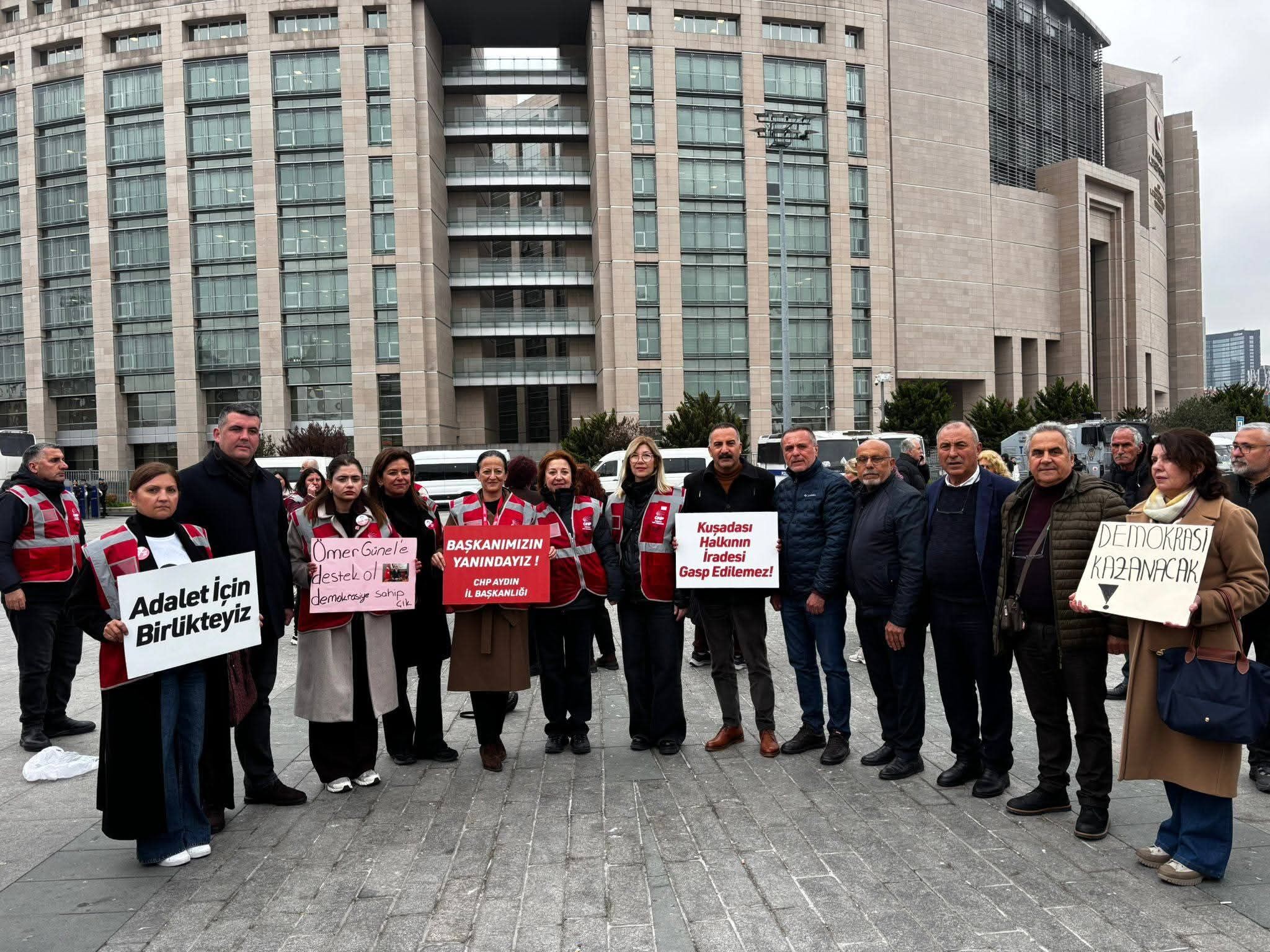 Gunele Destek Icin Didim Chp Otobus Kaldirdi 647458 Aab68Dad9E3C95A35229Ad8Ade4517B6