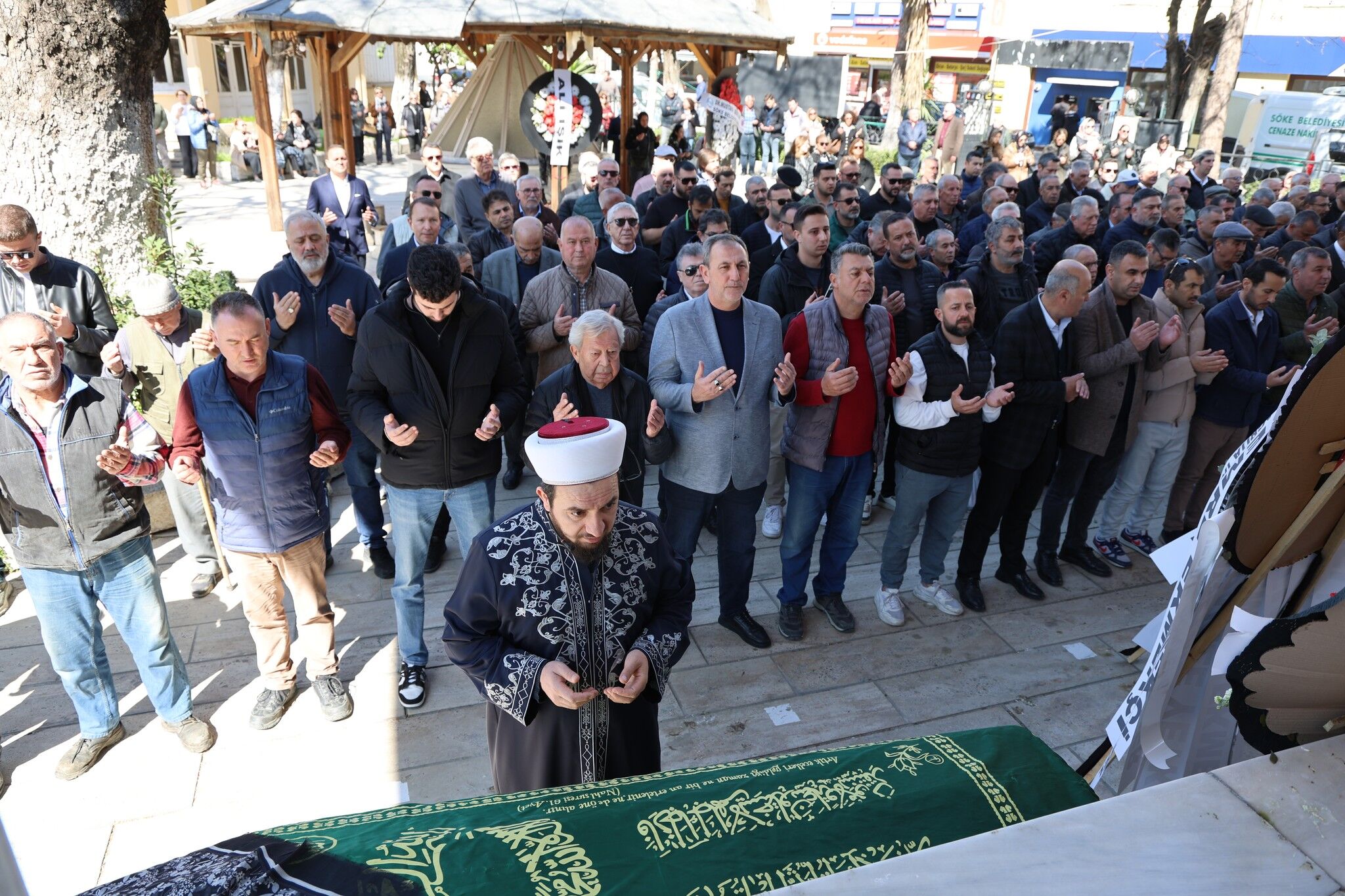 Hayirsever Gungor Puraya Sokede Veda 645744 198E5Ef96575Cf5B206056F253185D82