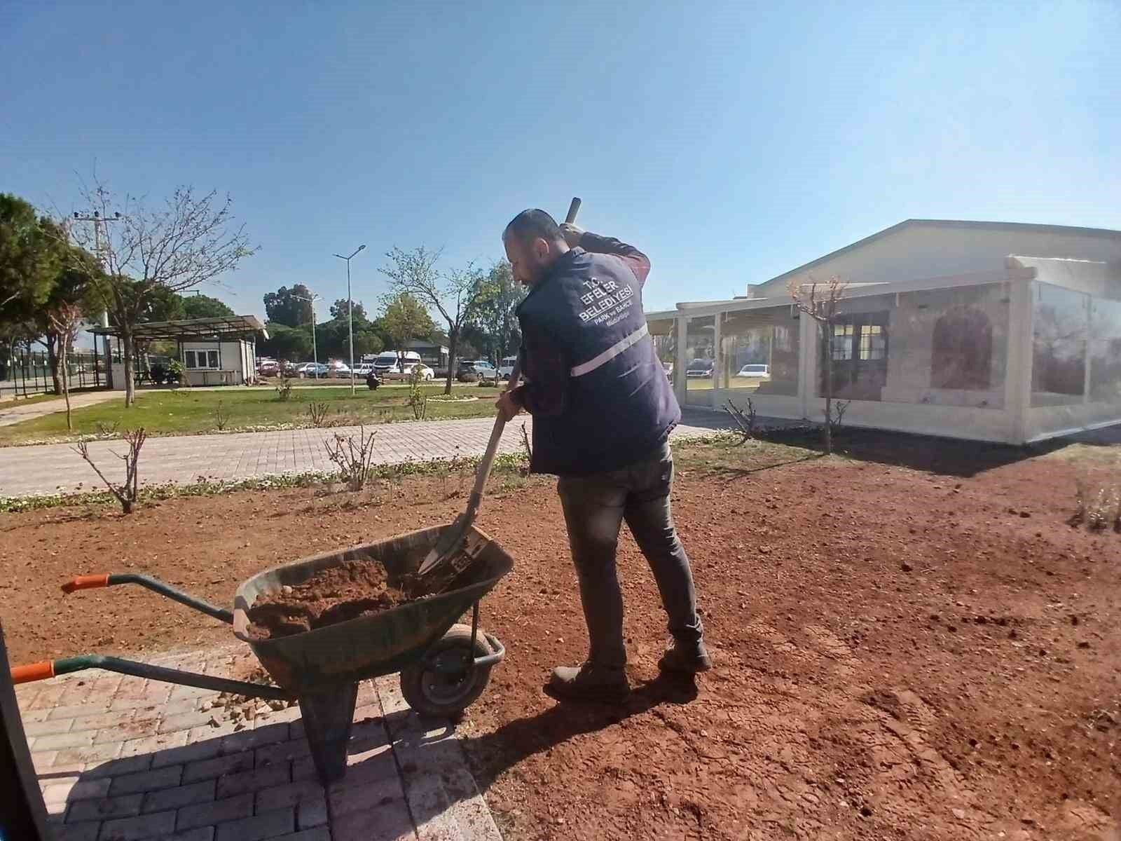 Isikli Parkinda Cevre Duzenlemesi Basladi 5211Efbc8B1855Bc32C71A2060835Afc