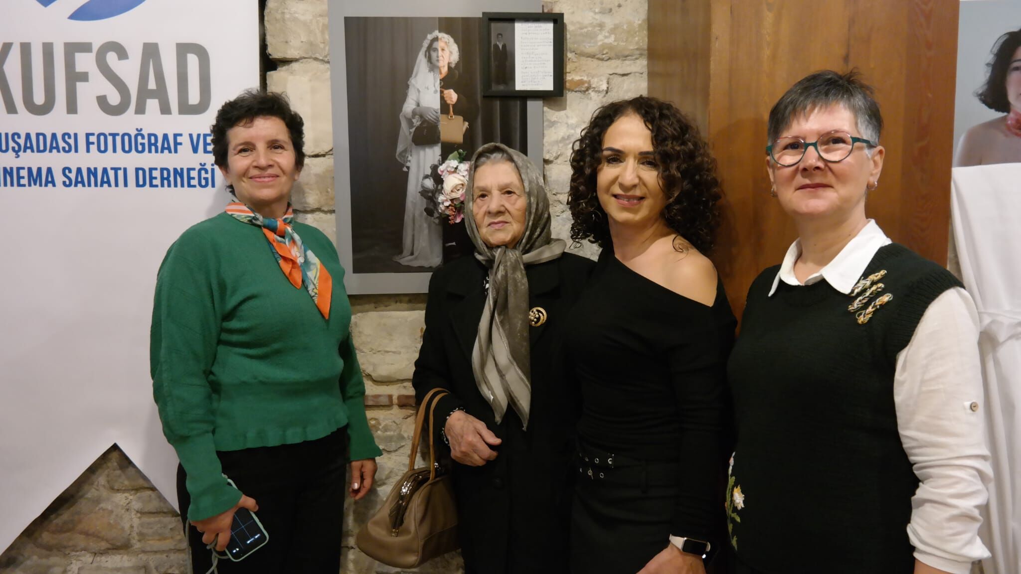 Kadin Emegi Kadin Fotografcilarin Objektifinden Yansidi 645400 5Fb60Ebde600A5Da776650Fd50A44638