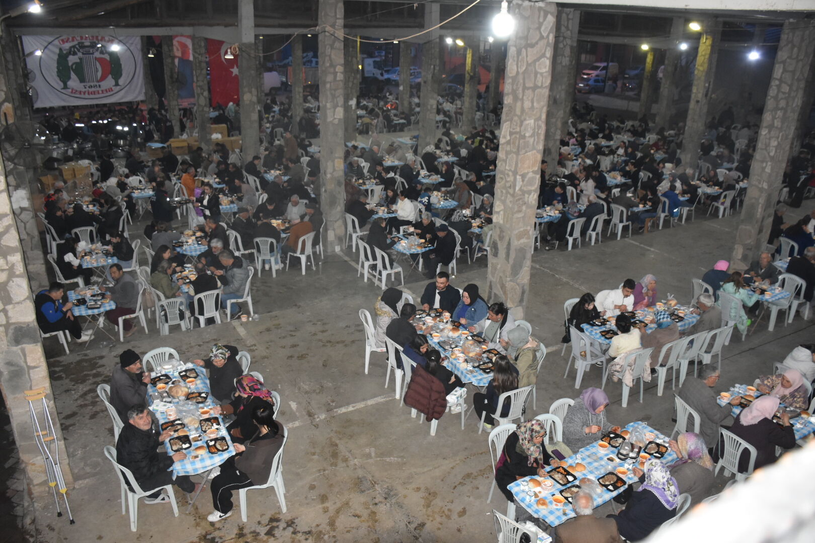 Karacasu Belediyesinden 5 Bin Kisilik Iftar 648089 7A72E3E468779D35A7963Fad437Bb8Fc
